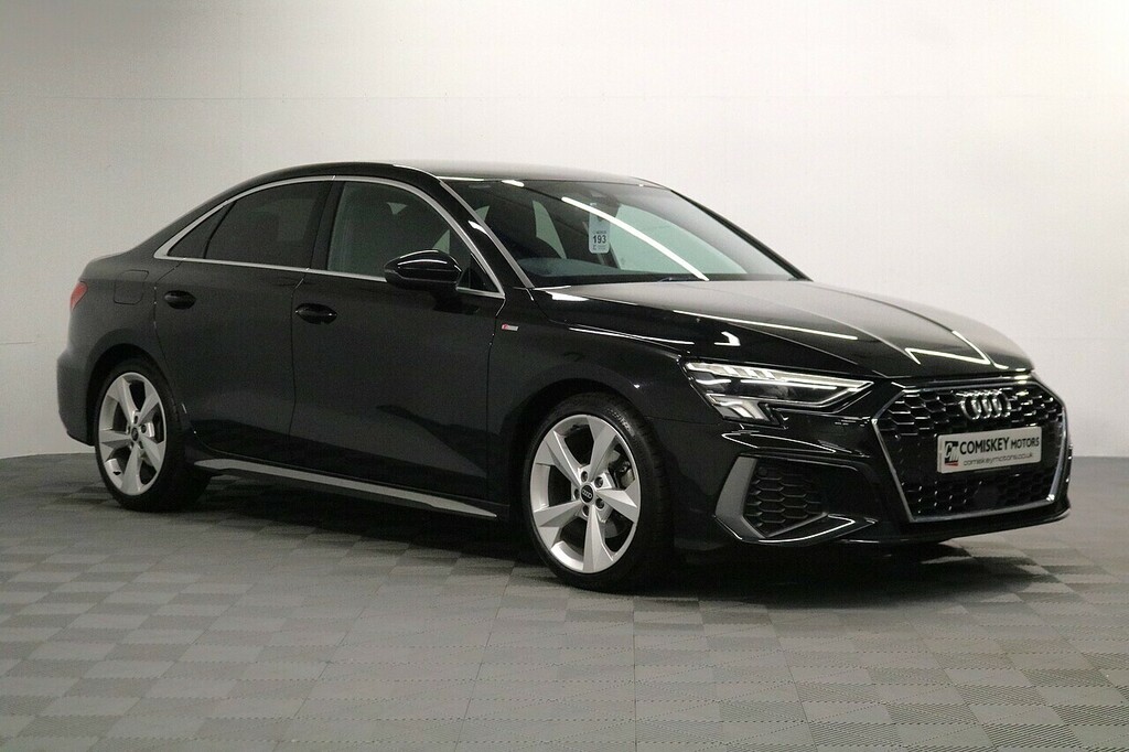 Audi A3 Tfsi S Line Black