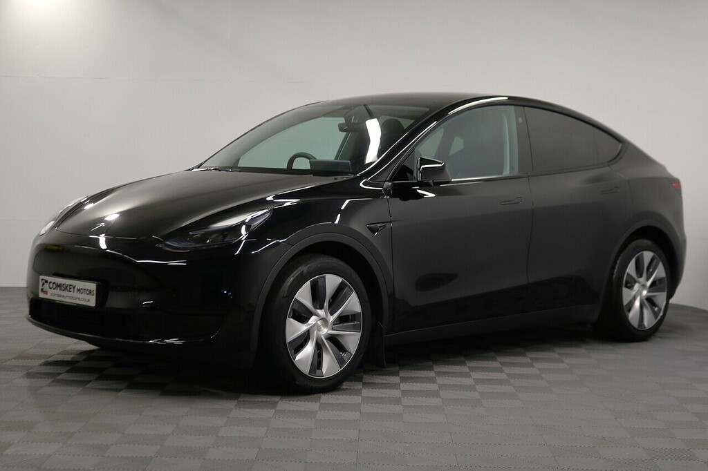 Tesla Model Y Suv SB23YAV Black #3