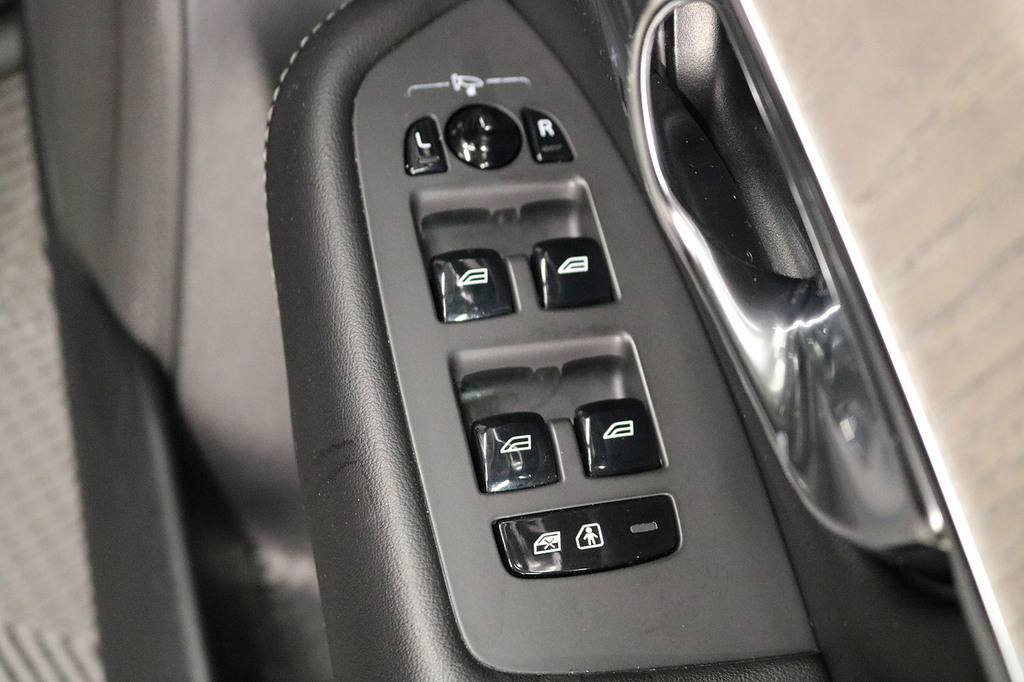 Volvo XC90 Recharge Inscription Pro, T8 Awd Plug-in Hybrid, 7 White #34