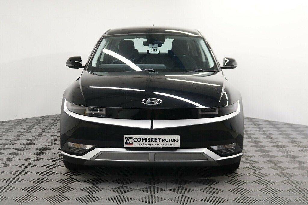 Hyundai Ioniq 5 Se Connect Black #2