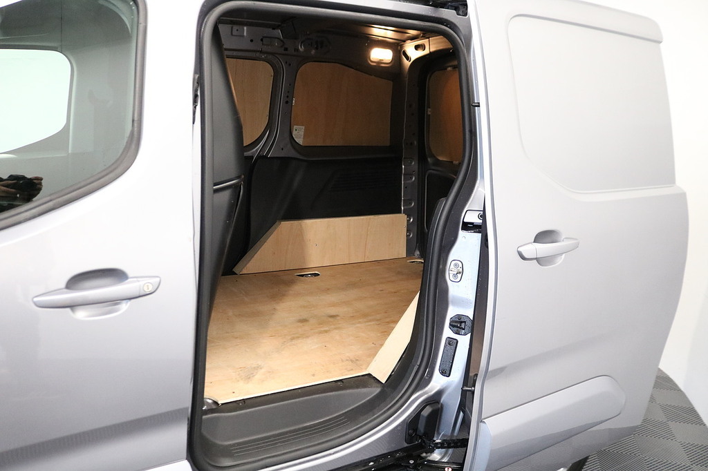 Citroen Berlingo Bluehdi 1000Driver Edition M Grey #5