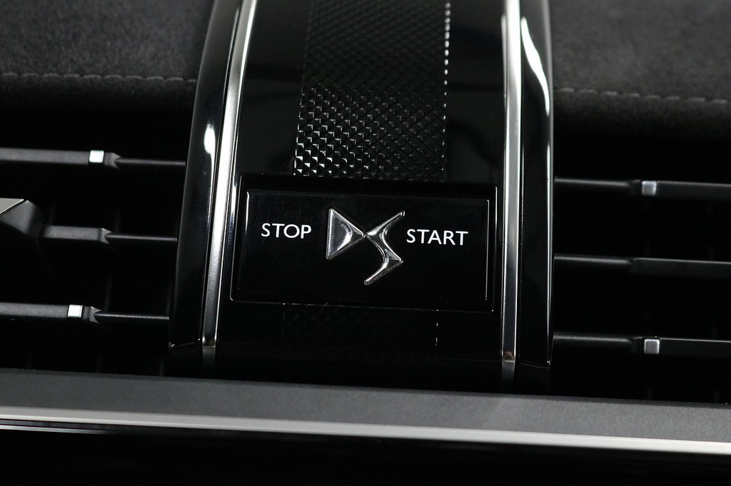 DS DS 7 Crossback 1.5 Bluehdi Performance Line Crossback Black #22