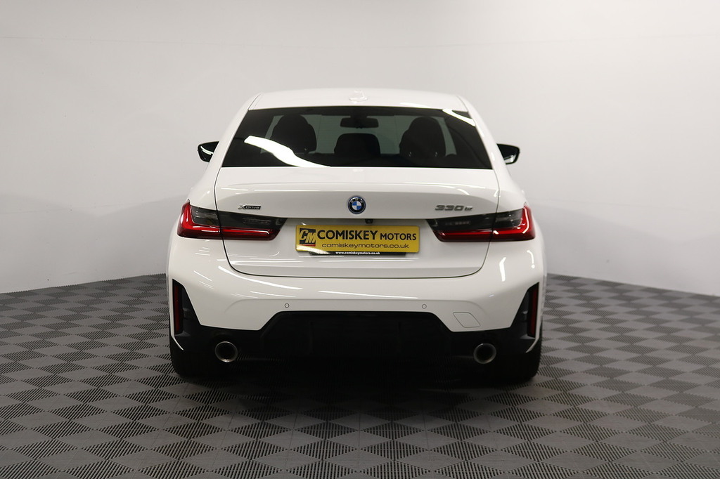 BMW 3 Series 330E M Sport White #5