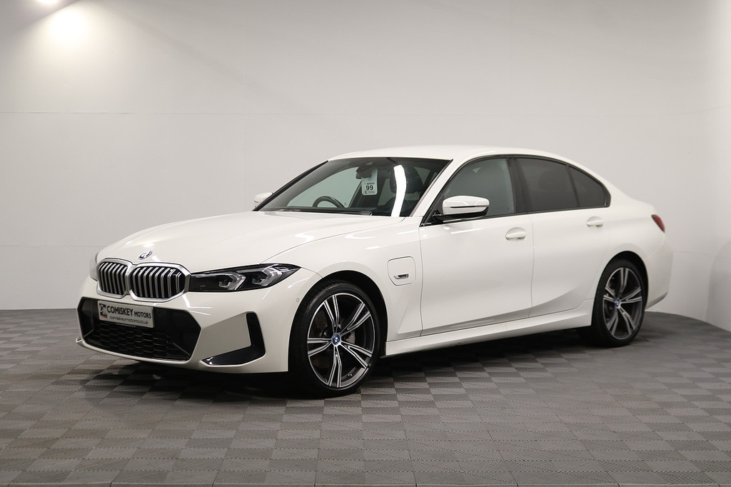 BMW 3 Series 330E M Sport White #3