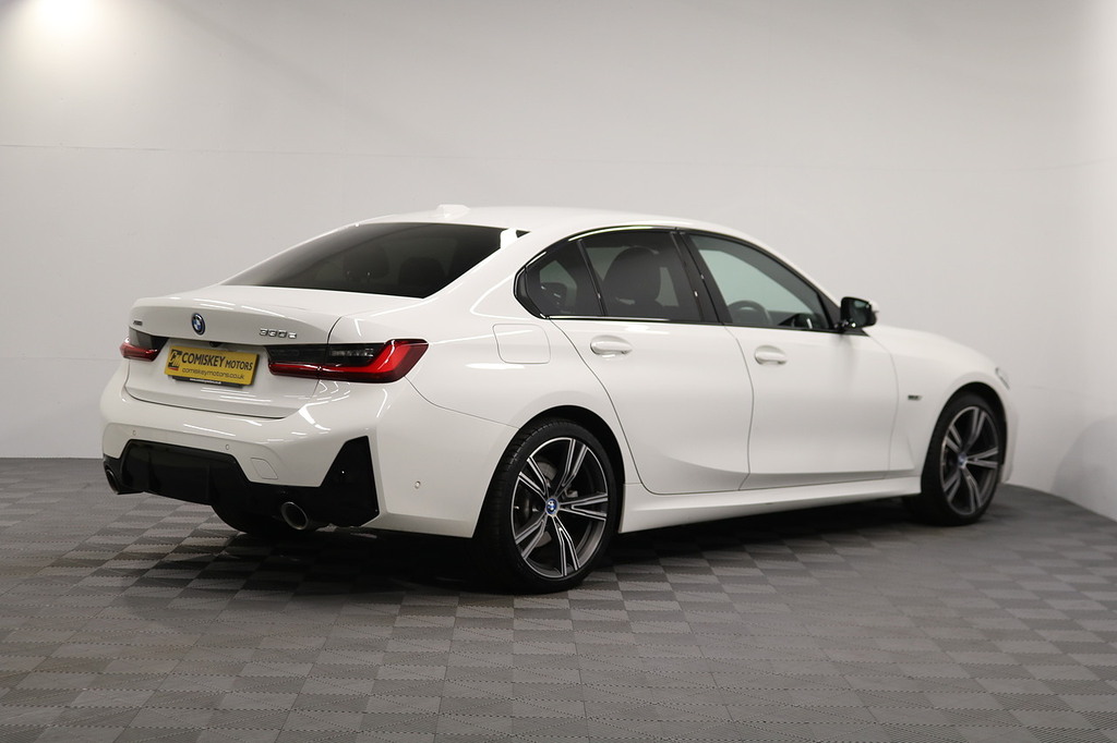 BMW 3 Series 330E M Sport White #6