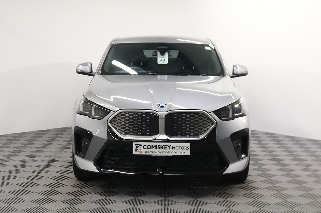 BMW iX2 30 M Sport Grey #2