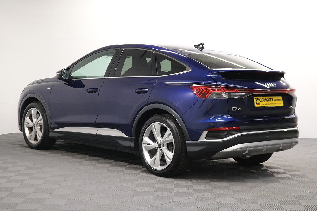 Audi Q4 E Tron S Line Blue #4