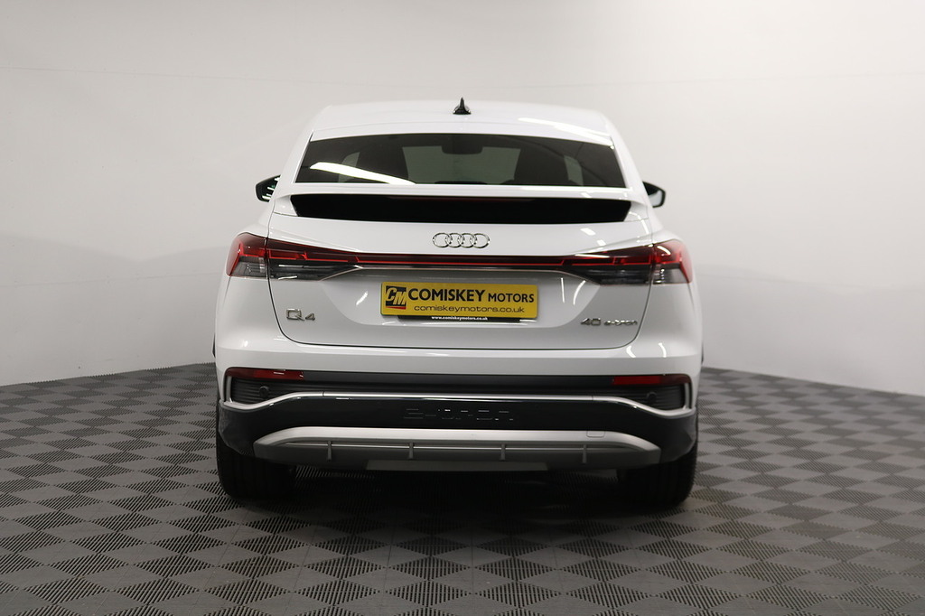 Audi Q4 E Tron S Line White #3