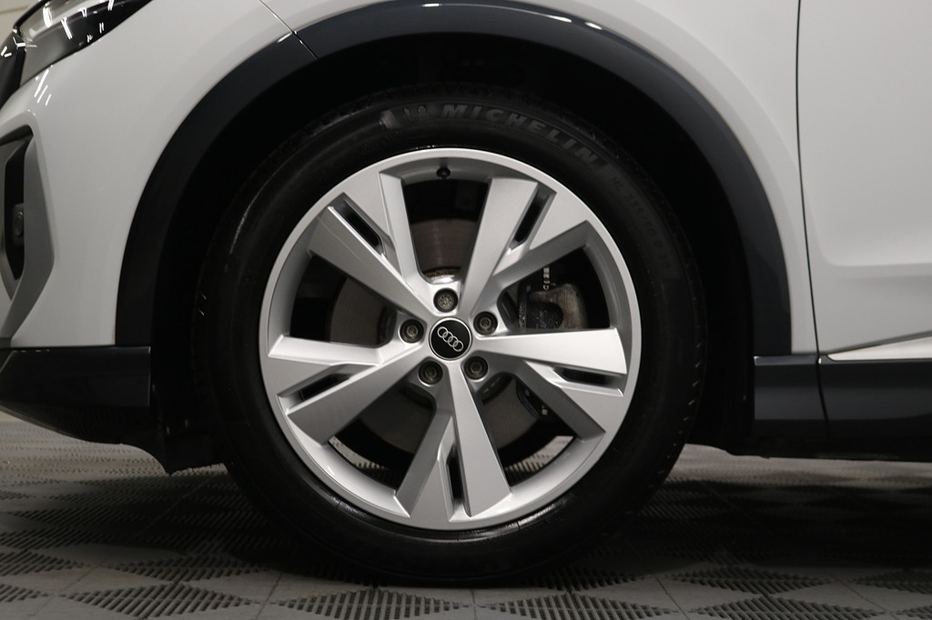 Audi Q4 E Tron S Line White #6
