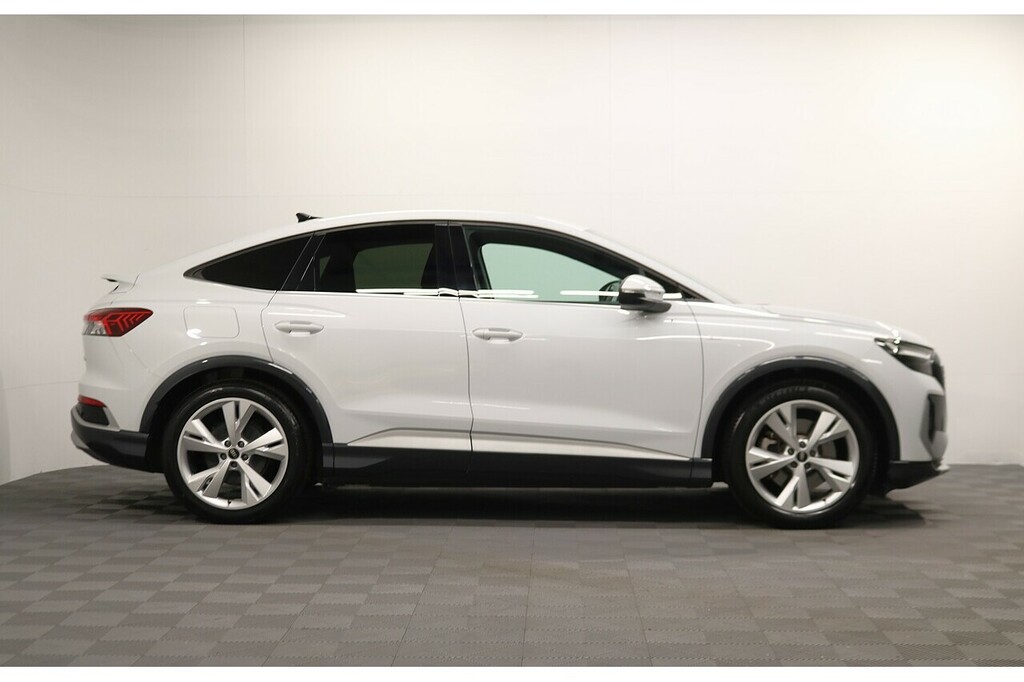 Audi Q4 E Tron S Line White #5