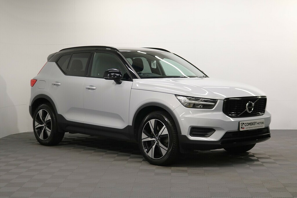Volvo XC40 H T5 Twin Engine R-design Silver
