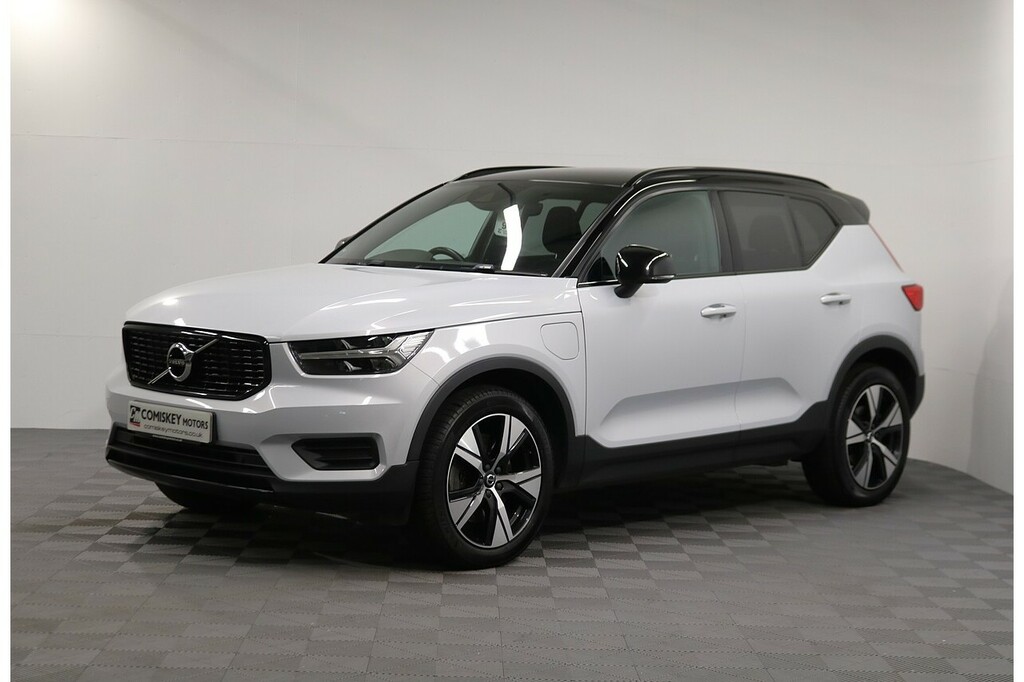 Volvo XC40 H T5 Twin Engine R-design Silver #3