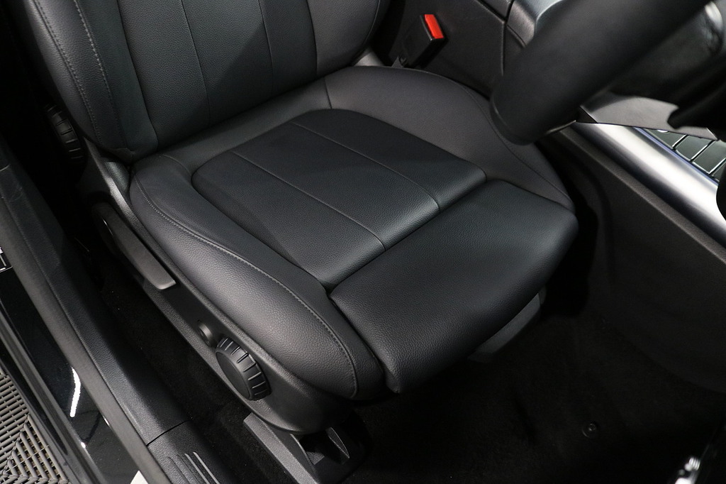 Mercedes-Benz EQA Eqa 250 Plus 70.5Kwh Amg Line Premium Plus Suv 5 Grey #13