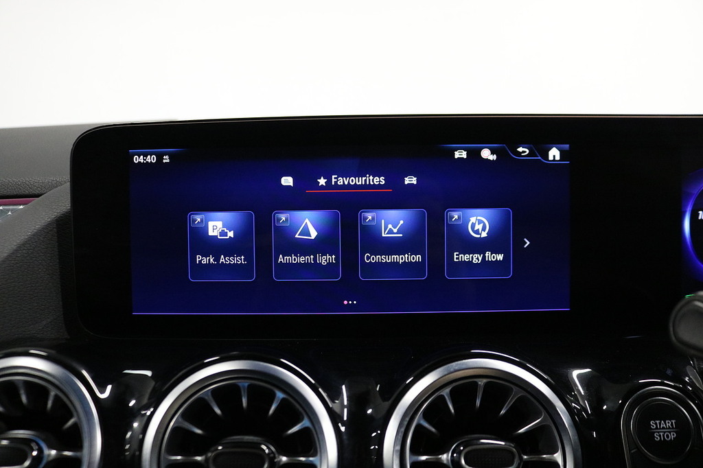 Mercedes-Benz EQA Eqa 250 Plus 70.5Kwh Amg Line Premium Plus Suv 5 Grey #37
