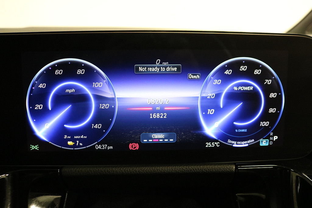 Mercedes-Benz EQA Eqa 250 Plus 70.5Kwh Amg Line Premium Plus Suv 5 Grey #22