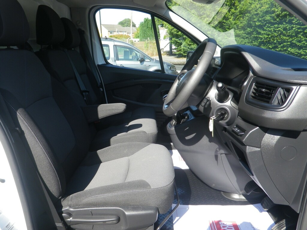 Renault Trafic Temperature Controlled 2.0 Dci Blue Sl30 Start Fri ML24YHG White #5