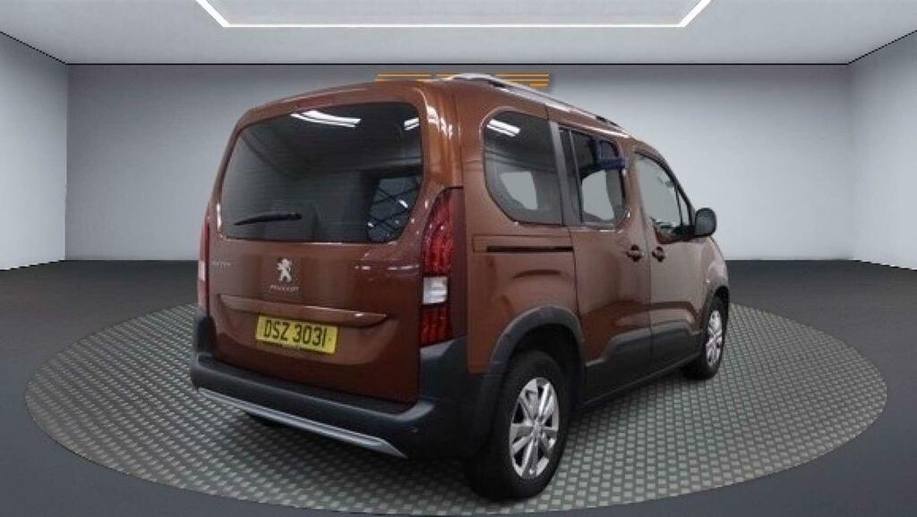 Peugeot Rifter Allure Brown #4