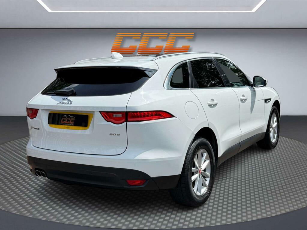 Jaguar F-Pace 2.0 R-sport 161 Bhp Black #9