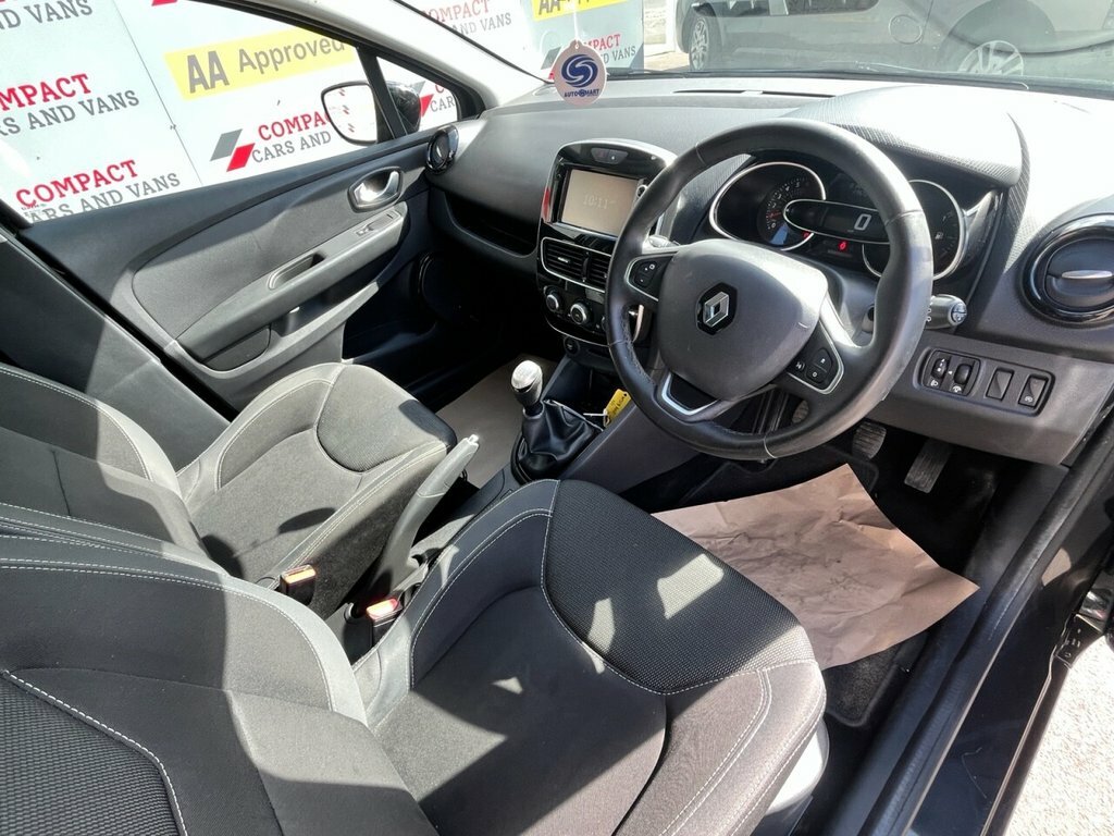 Renault Clio 0.9L Iconic Black #6