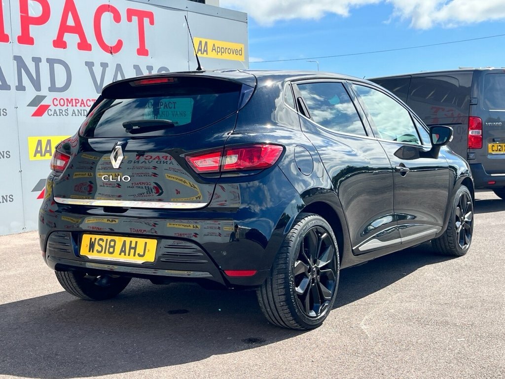 Renault Clio 0.9L Iconic Black #4