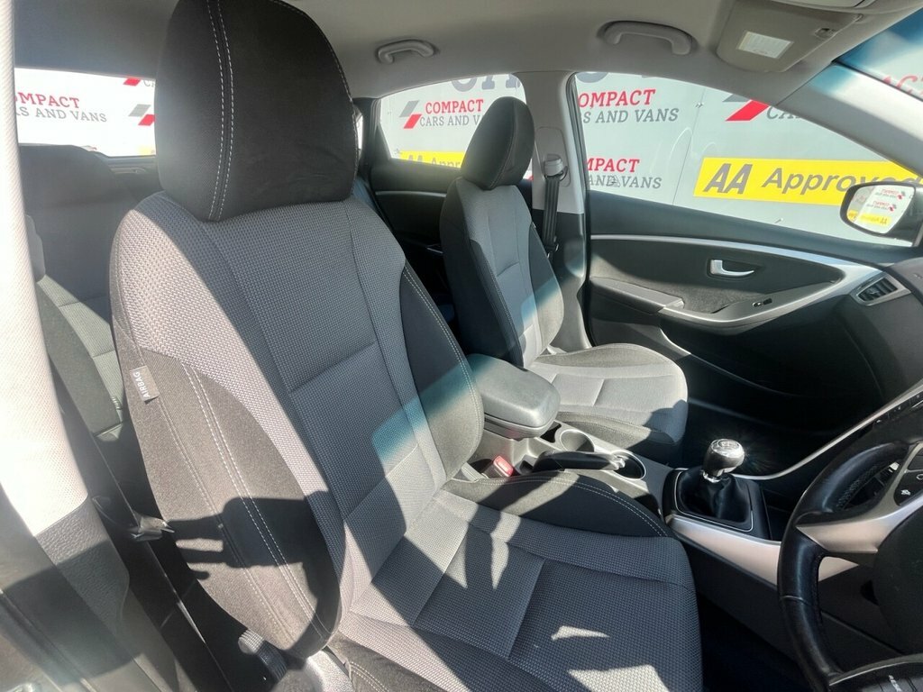 Hyundai I30 1.6 Crdi Blue Drive Style Nav Euro 5 Ss Grey #8