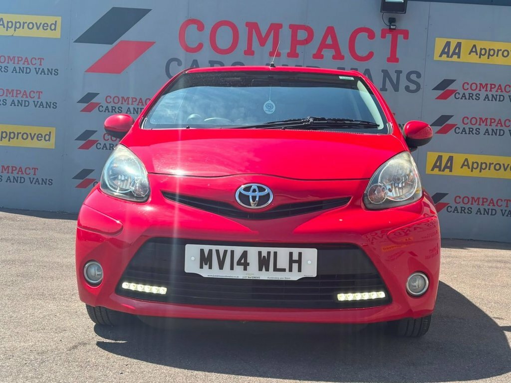 Toyota Aygo 1L Mode Red #3