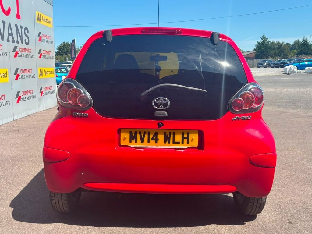 Toyota Aygo 1L Mode Red #6
