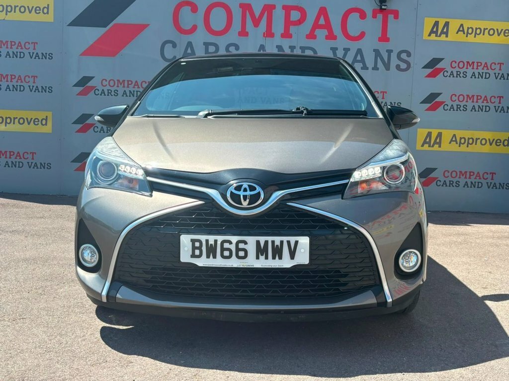 Toyota Yaris 1.3L Design Brown #3