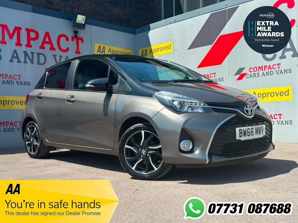 Toyota Yaris 1.3L Design Brown