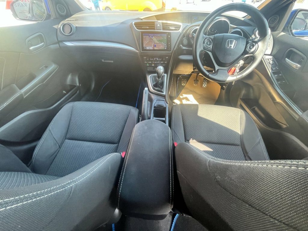 Honda Civic 1.8 I-vtec Sport Hatchback Euro White #18