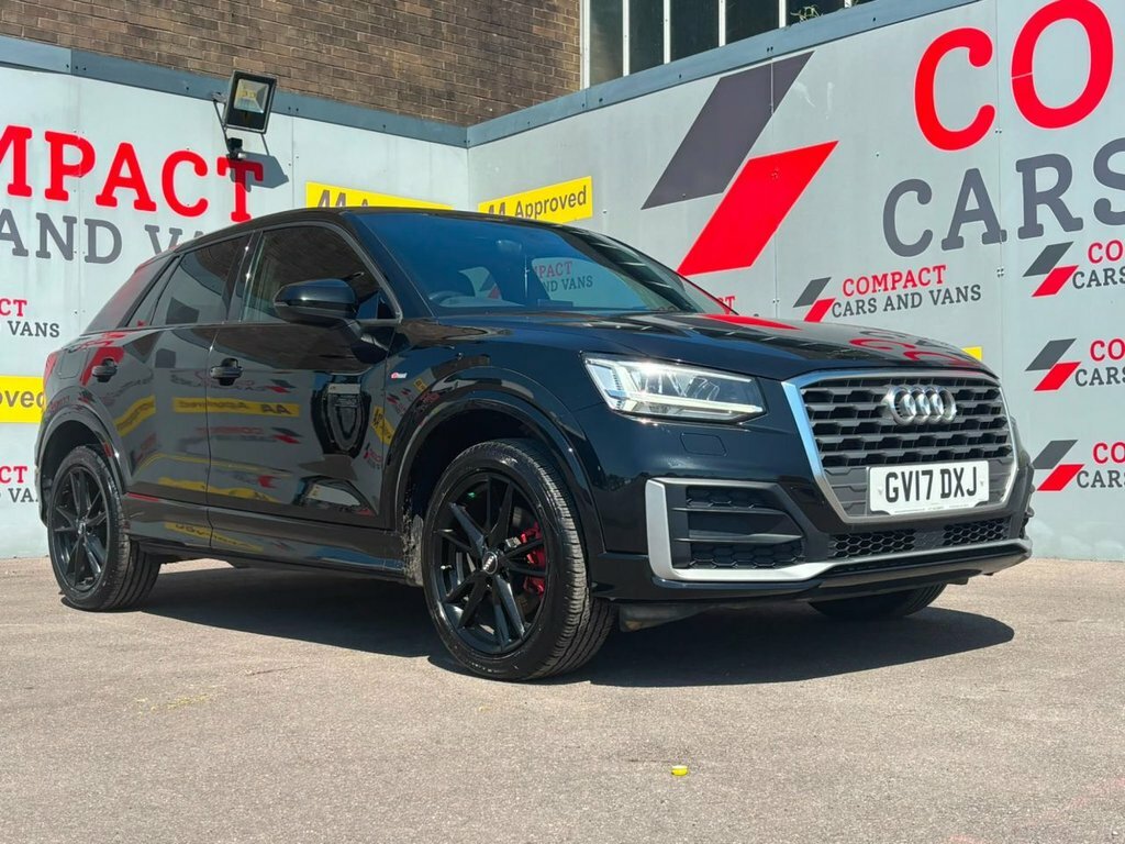 Audi Q2 1.6L S Line Black #2