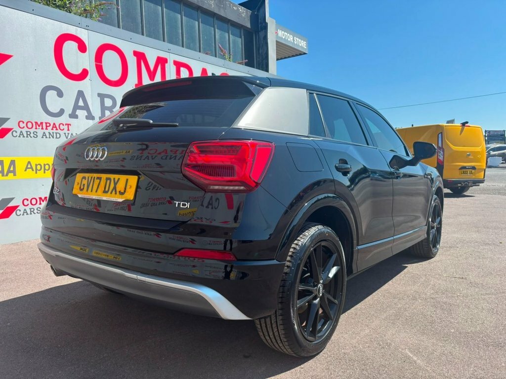 Audi Q2 1.6L S Line Black #5