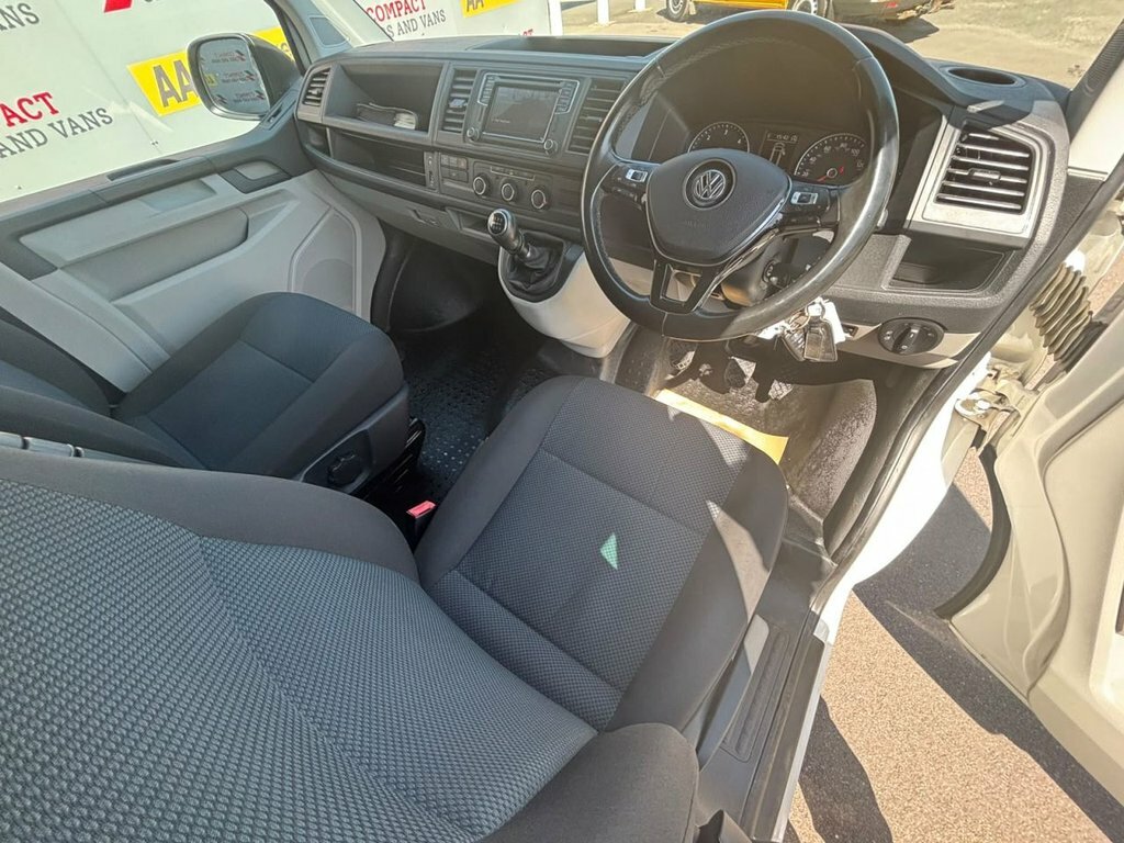 Volkswagen Transporter 2.0 Tdi T28 Bluemotion Tech Highline Fwd Swb Euro White #17