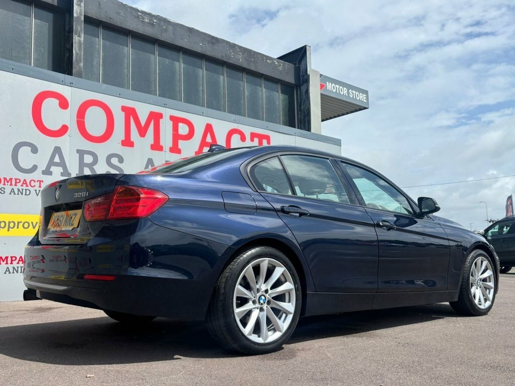 BMW 3 Series 2L Modern Blue #4