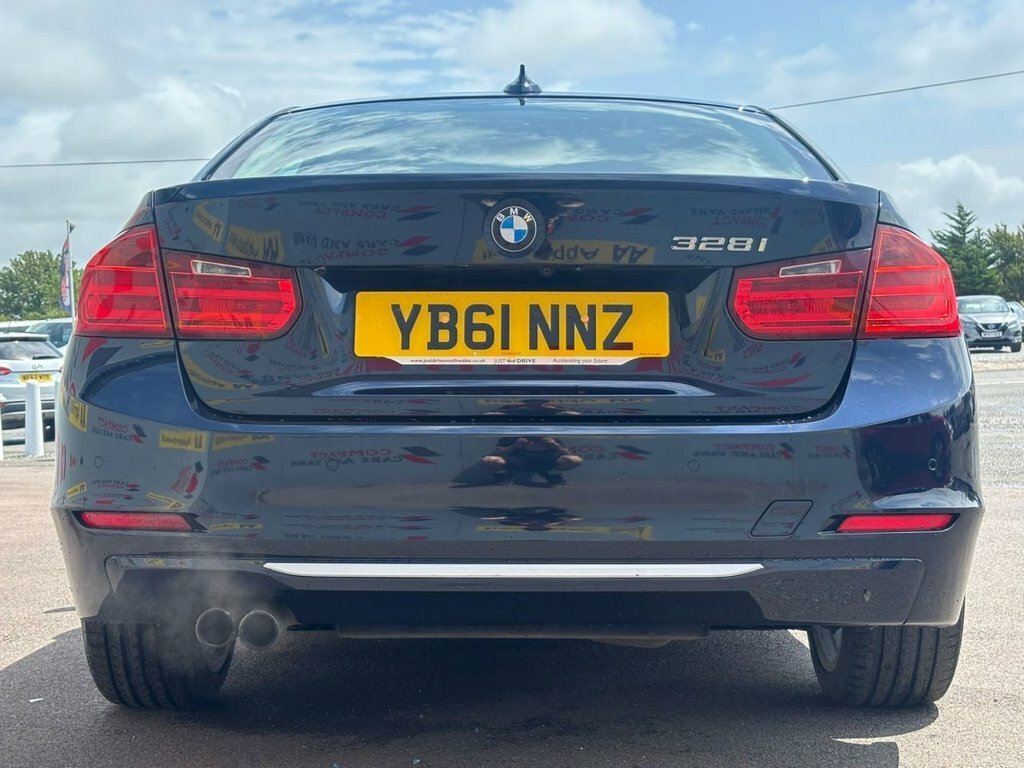 BMW 3 Series 2L Modern Blue #5