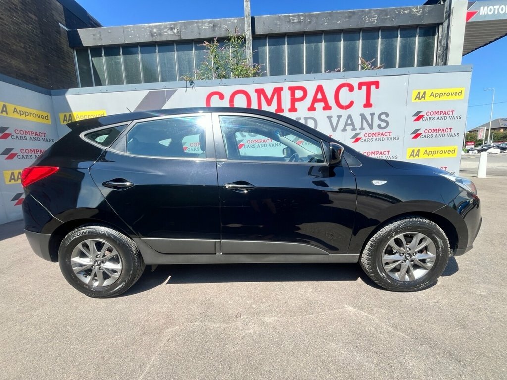 Hyundai Ix35 1.7L S Black #4