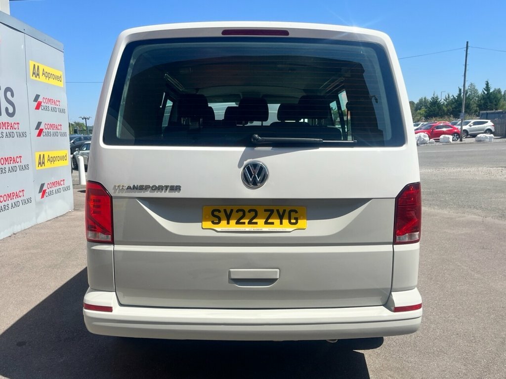 Volkswagen Transporter 2L Startline White #6