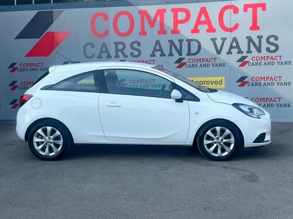Vauxhall Corsa 1.4L Energy White #4