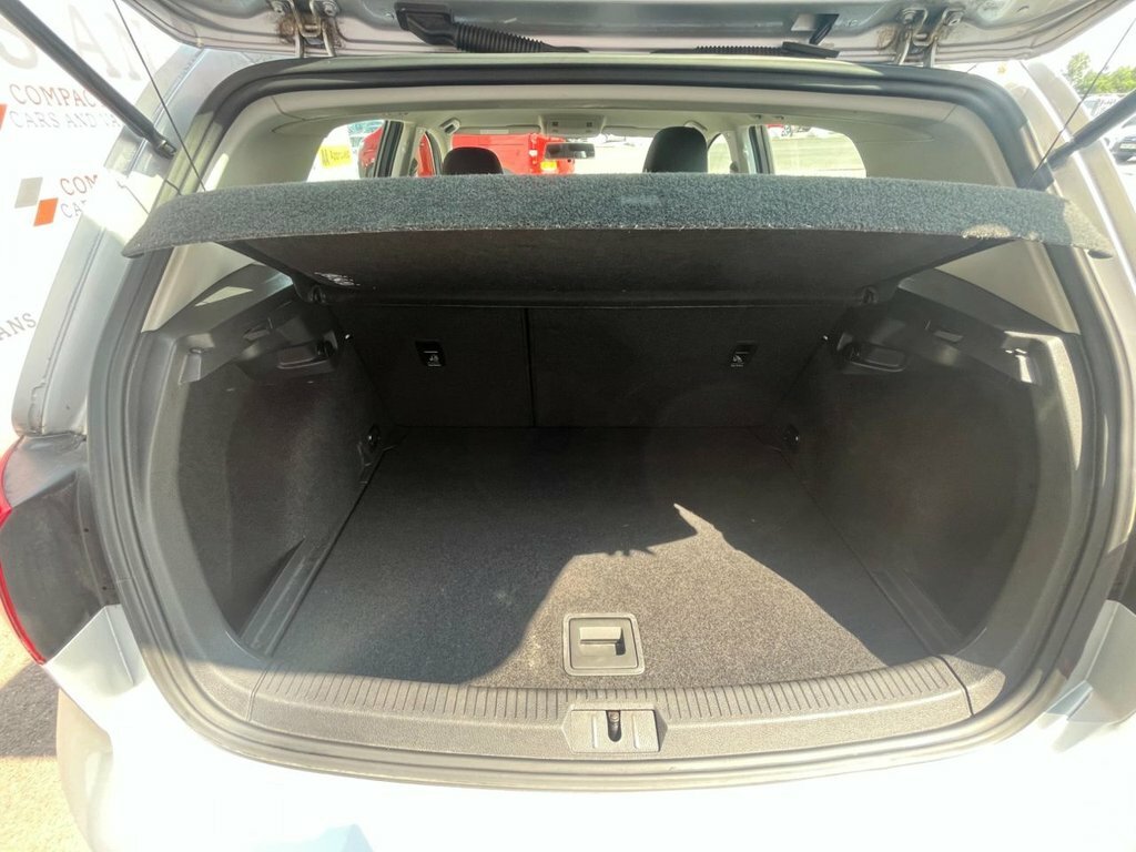 Volkswagen Golf Gt Bluemotion Technology Tdi  #20