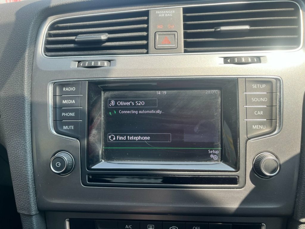 Volkswagen Golf Gt Bluemotion Technology Tdi  #9