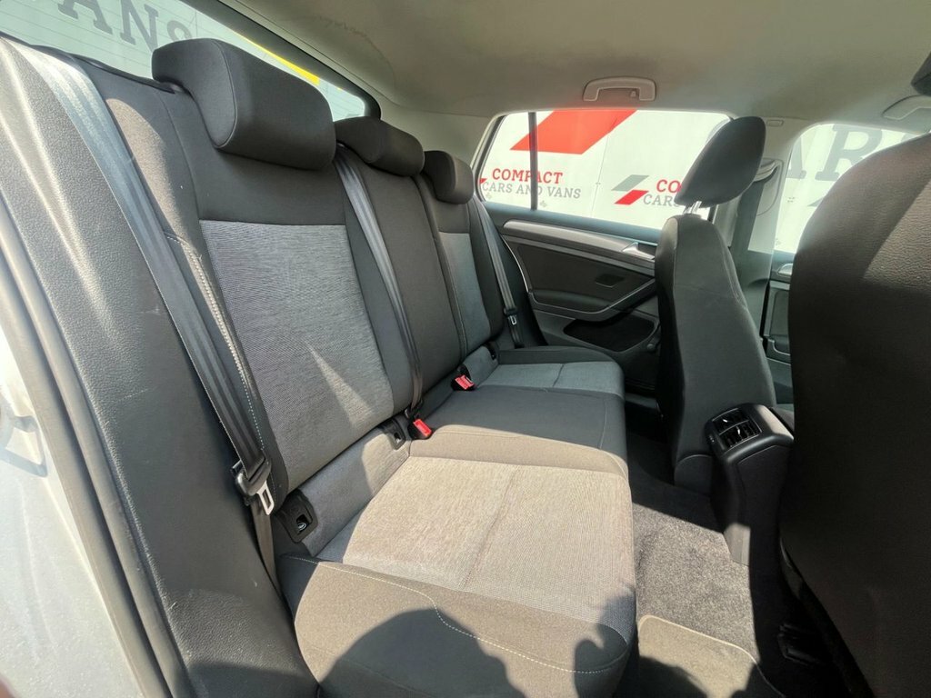 Volkswagen Golf Gt Bluemotion Technology Tdi  #19