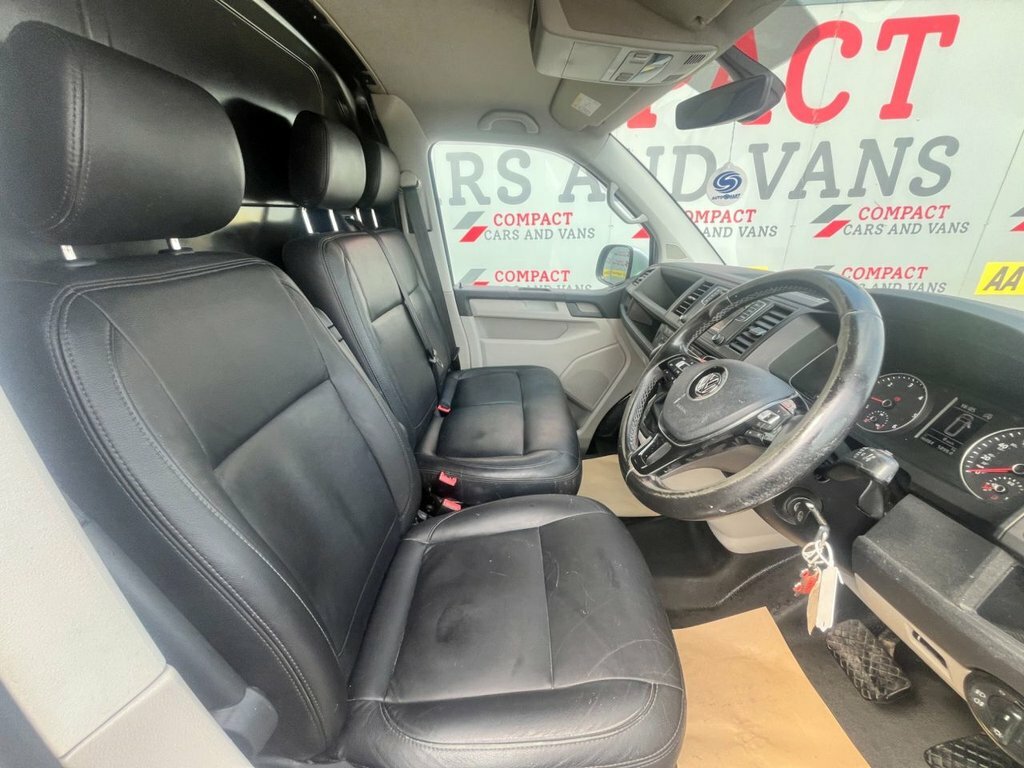 Volkswagen Transporter 2L Startline White #15