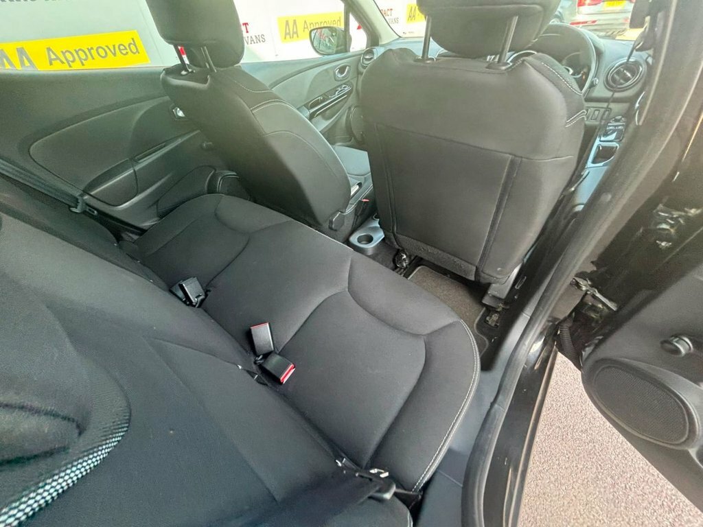 Renault Clio Renaultsport Lux White #20