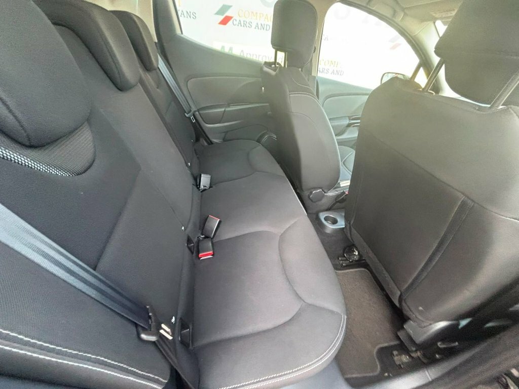 Renault Clio Renaultsport Lux White #22