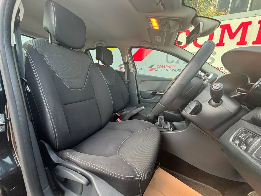 Renault Clio Renaultsport Lux White #19
