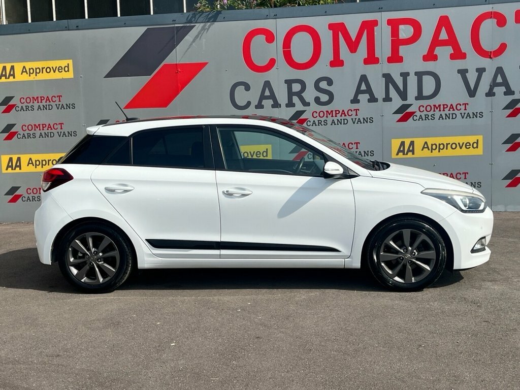 Hyundai I20 1.4L Premium Se White #4