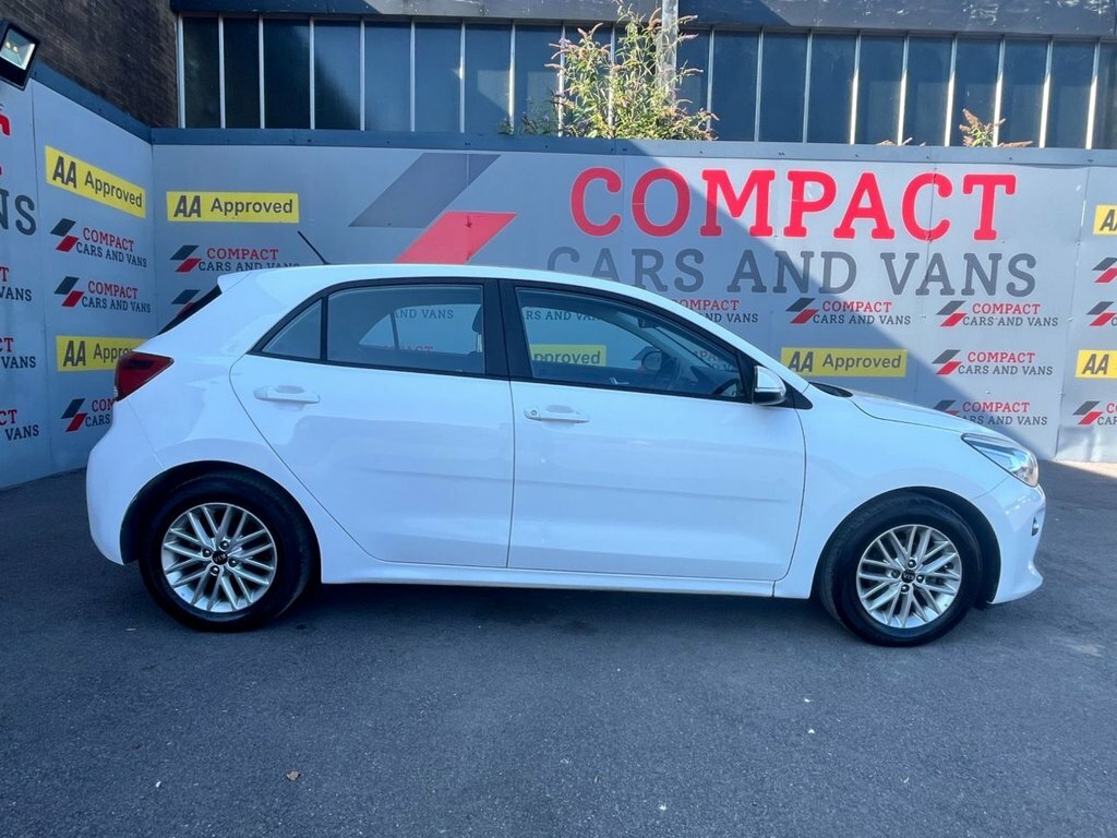 Kia RIO 1.3L 2 White #4