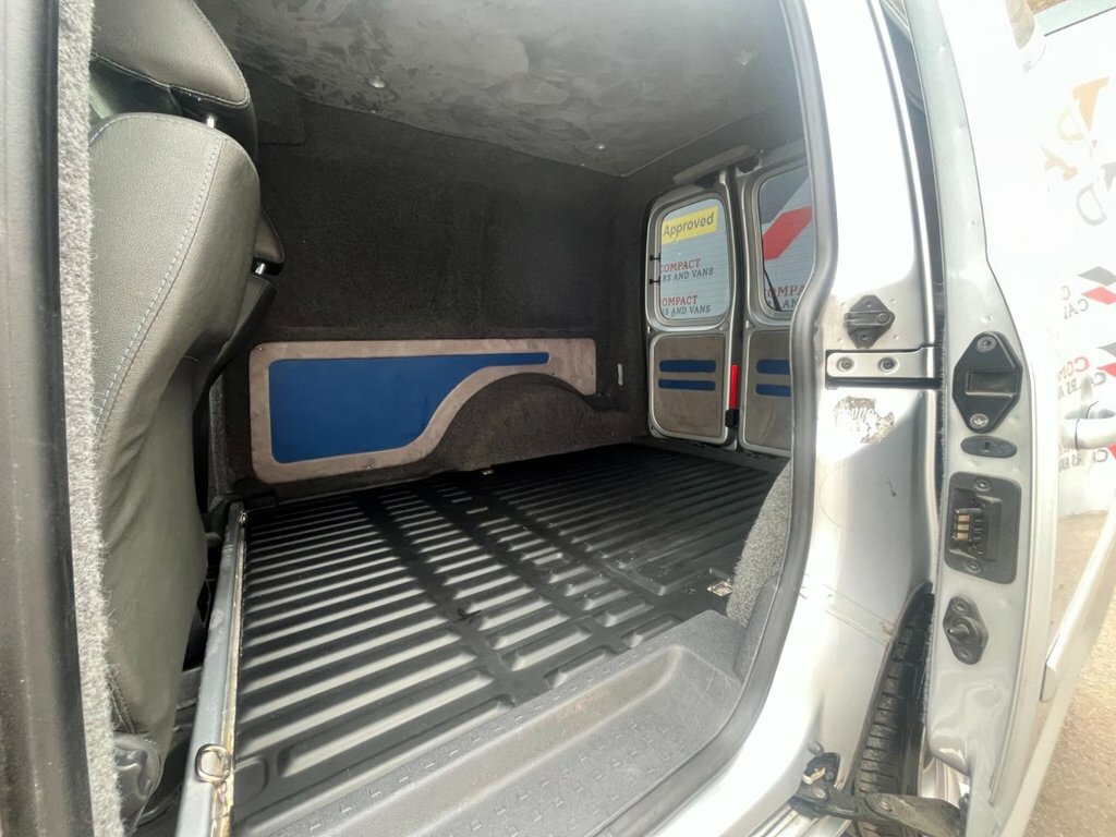 Volkswagen Caddy 1.6 Tdi C20 Trendline Silver #13