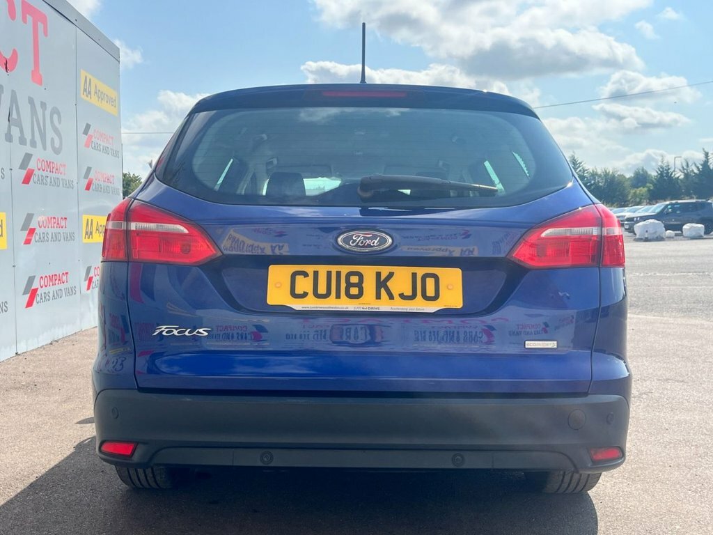 Ford Focus 1L Titanium Blue #6