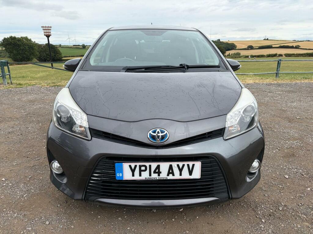 Toyota Yaris 1.5 Vvt-h Icon Plus Cvt Euro 5 Grey #4
